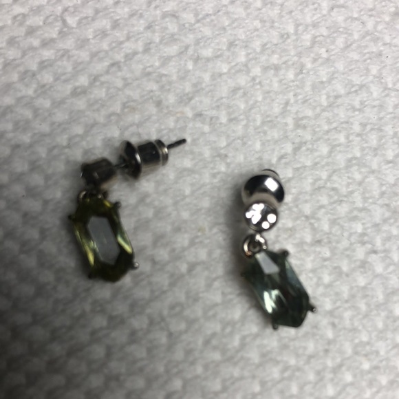 4/$20.00 Small Drop Eaing - Picture 2 of 2